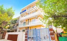 Fabhotel Grihum 56